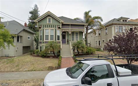 Sale closed in Alameda: $1.6 million for a three-bedroom home